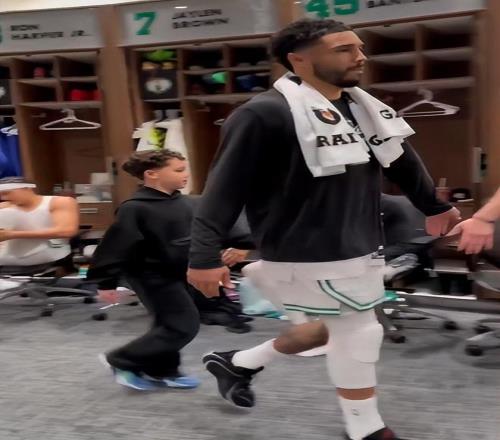 申花女足粉,丝访谈,足协杯荣耀,世界杯竞猜,2026世界杯,比赛预测,赌注策略,赛事分析