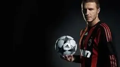 基米希助攻意大利角球得分，穆西亚拉把握空门良机